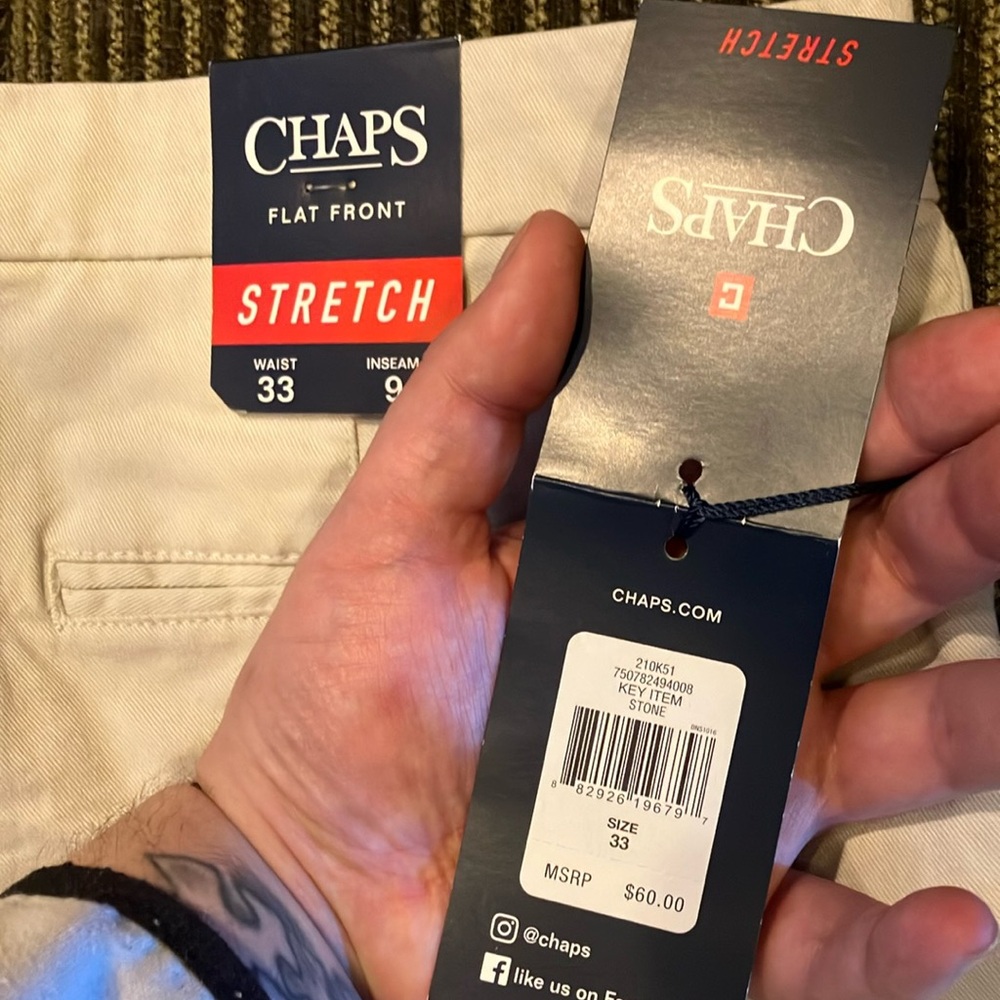 Chaps Classic Cream Shorts NWT